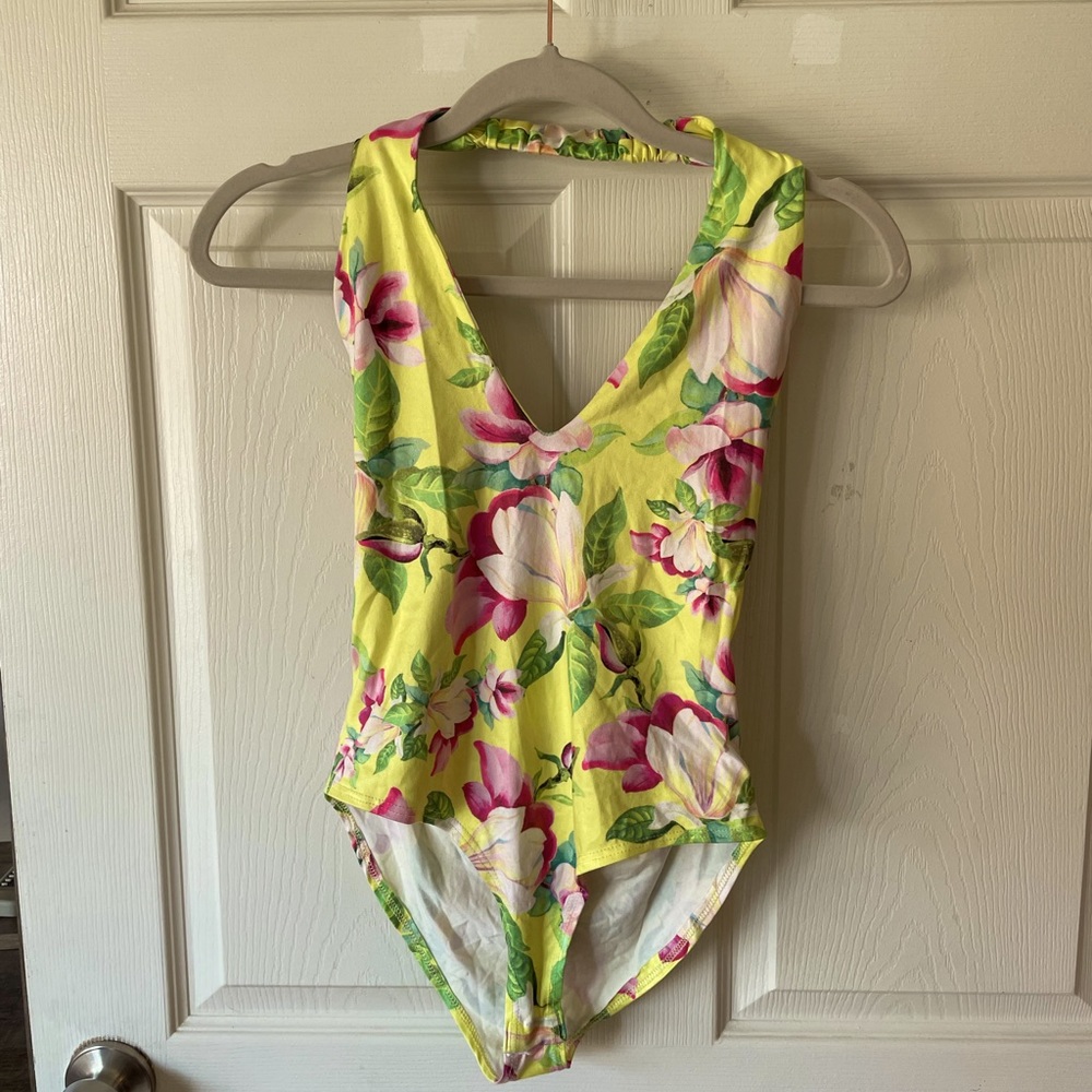 Yellow floral Fashion Nova bodysuit